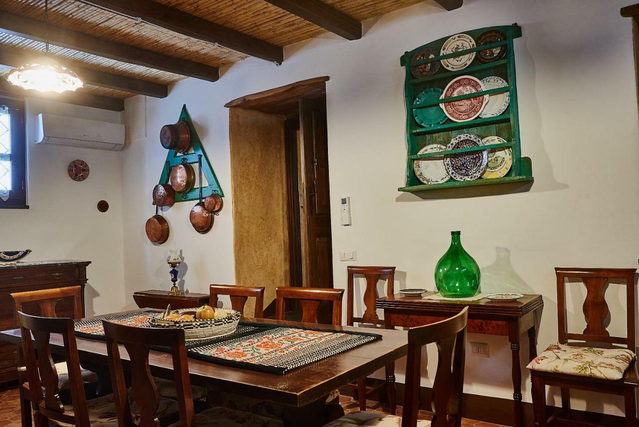 La Casa Del Balivo Hotel ดอร์กาลี ภายนอก รูปภาพ